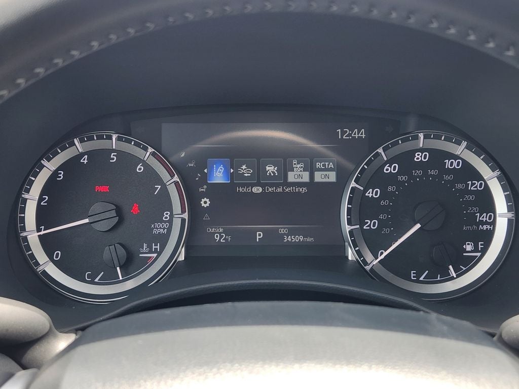 2025 Toyota Highlander LE