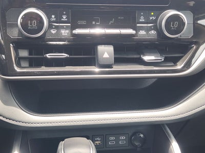 2025 Toyota Highlander LE