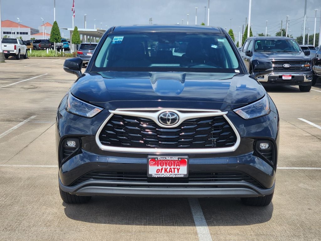 2025 Toyota Highlander LE