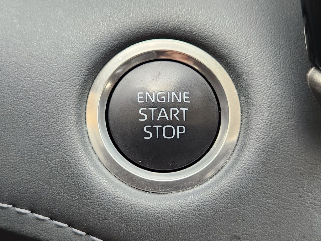 2025 Toyota Highlander LE
