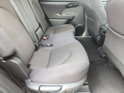2025 Toyota Highlander LE