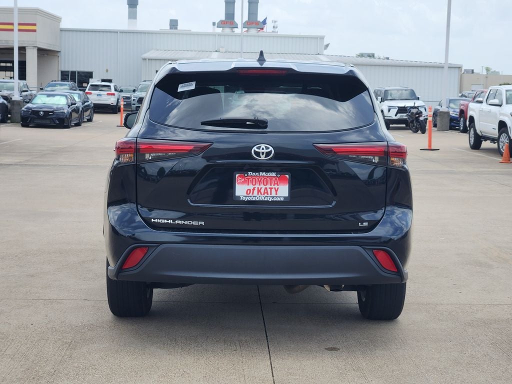 2025 Toyota Highlander LE