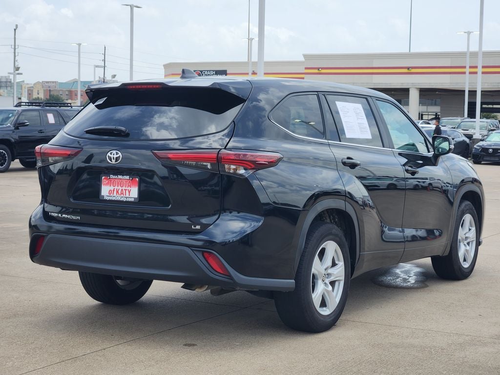 2025 Toyota Highlander LE