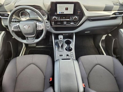 2025 Toyota Highlander LE