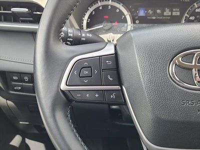 2025 Toyota Highlander LE