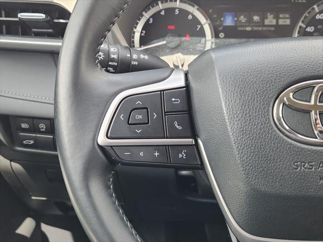 2025 Toyota Highlander LE