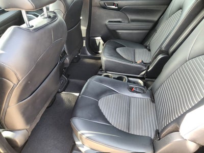2024 Toyota Highlander XSE