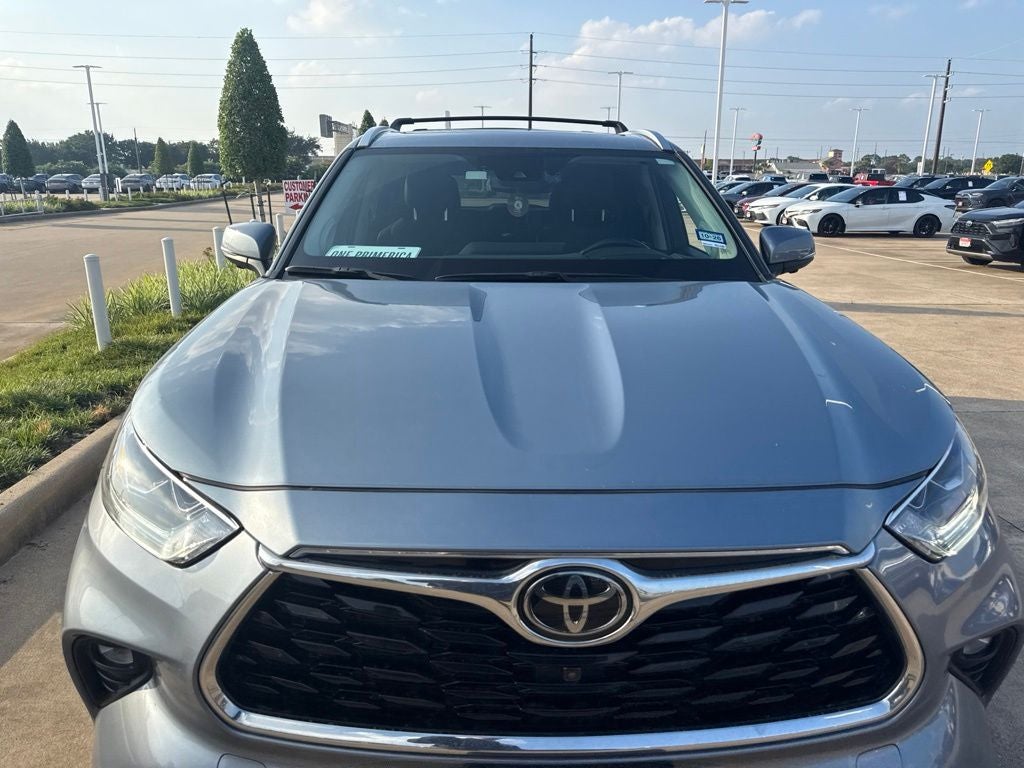 2023 Toyota Highlander Platinum