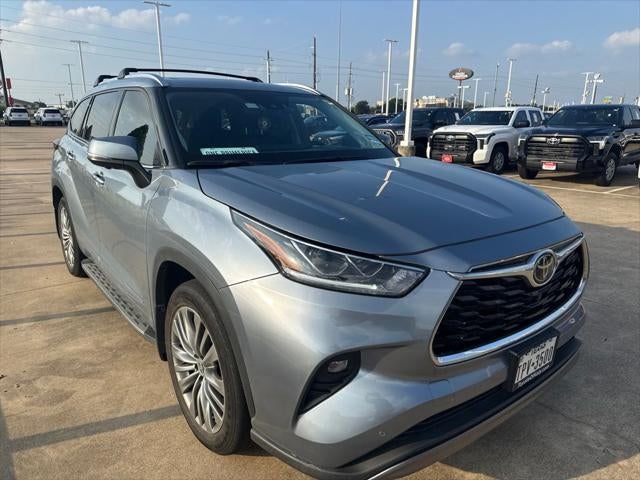 2023 Toyota Highlander Platinum