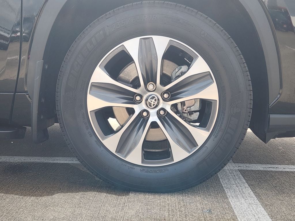 2026 Toyota Highlander XLE