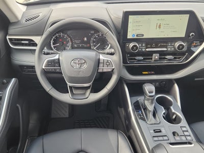 2026 Toyota Highlander XLE