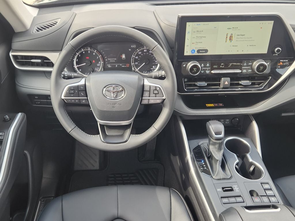 2026 Toyota Highlander XLE