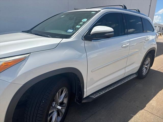2014 Toyota HIGHLANDER XLE V6