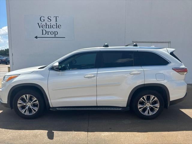 2014 Toyota HIGHLANDER XLE V6