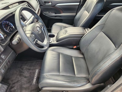 2015 Toyota HIGHLANDER XLE V6