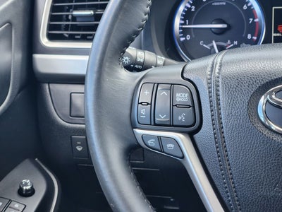 2015 Toyota HIGHLANDER XLE V6