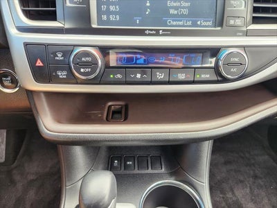 2015 Toyota HIGHLANDER XLE V6