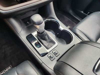 2015 Toyota HIGHLANDER XLE V6