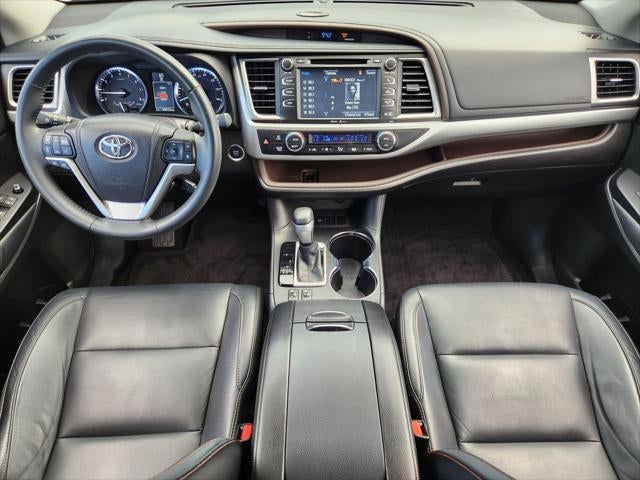 2015 Toyota HIGHLANDER XLE V6