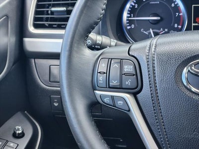 2015 Toyota HIGHLANDER XLE V6