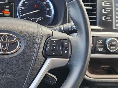 2015 Toyota HIGHLANDER XLE V6