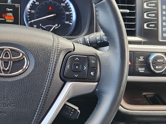 2015 Toyota HIGHLANDER XLE V6