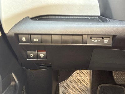 2026 Toyota Sienna LE 8 Passenger