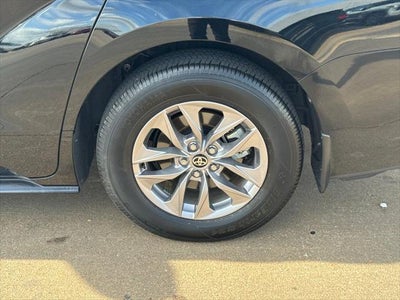 2026 Toyota Sienna LE 8 Passenger