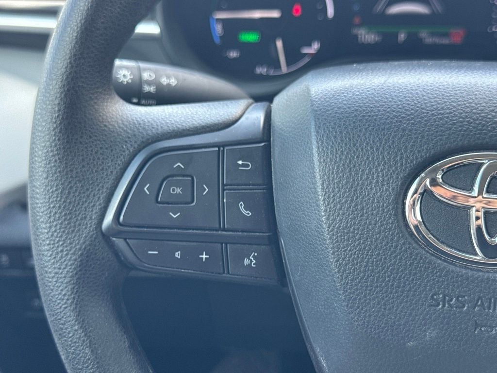 2026 Toyota Sienna LE 8 Passenger