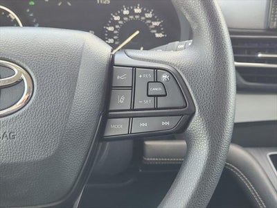 2026 Toyota Sienna LE 8 Passenger