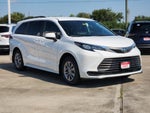 2026 Toyota Sienna LE 8 Passenger