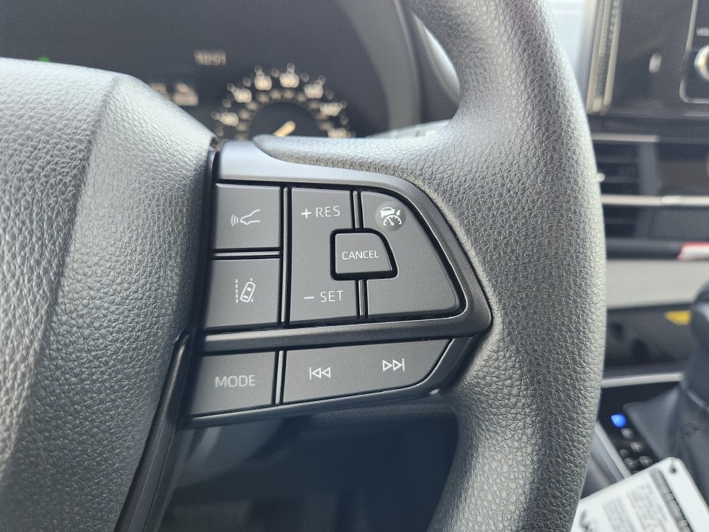 2026 Toyota Sienna LE 8 Passenger