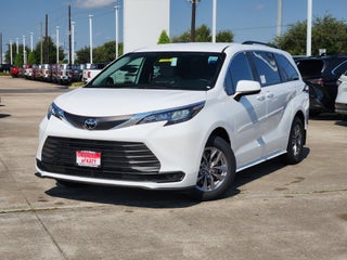 2026 Toyota Sienna LE