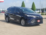 2026 Toyota Sienna LE 8 Passenger