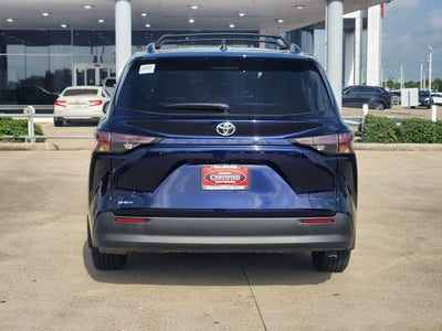 2026 Toyota Sienna LE 8 Passenger