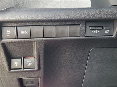 2026 Toyota Sienna LE 8 Passenger