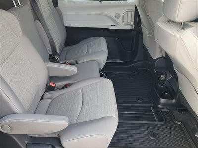 2026 Toyota Sienna LE 8 Passenger