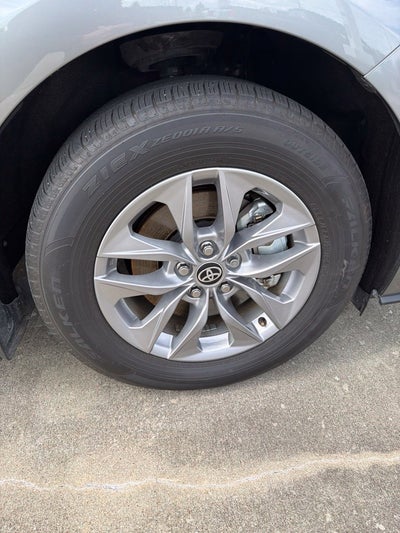 2026 Toyota Sienna LE 8 Passenger