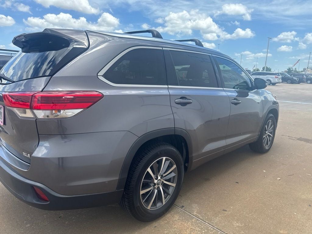 2017 Toyota Highlander XLE