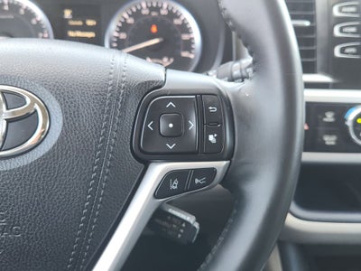 2018 Toyota HIGHLANDER XLE