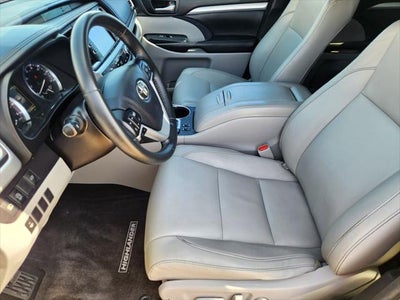 2018 Toyota HIGHLANDER XLE