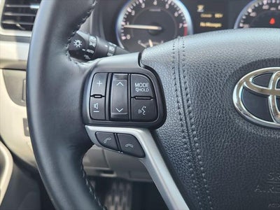 2018 Toyota HIGHLANDER XLE