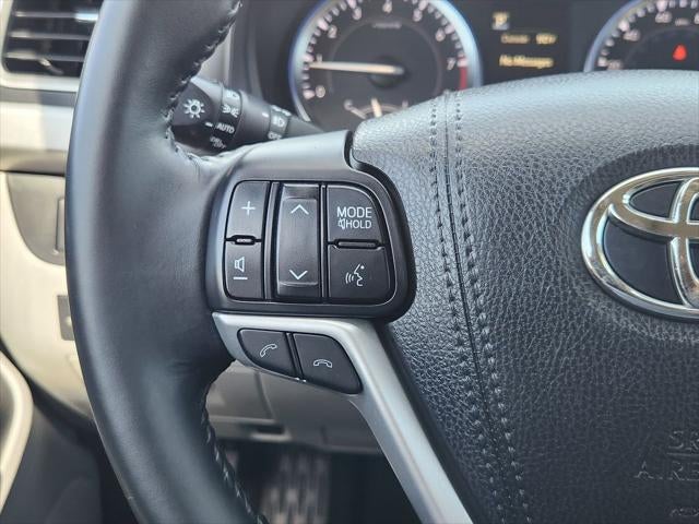 2018 Toyota HIGHLANDER XLE
