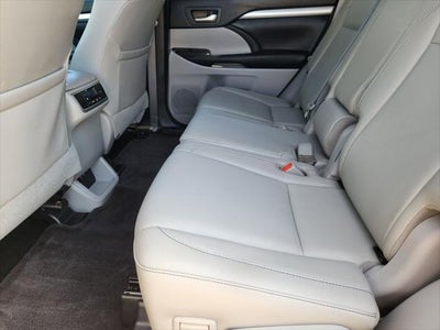 2018 Toyota HIGHLANDER XLE