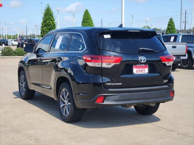 2018 Toyota HIGHLANDER XLE