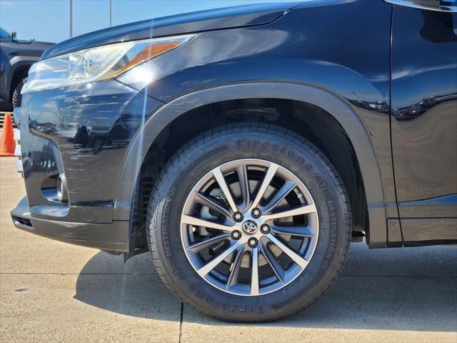 2018 Toyota HIGHLANDER XLE