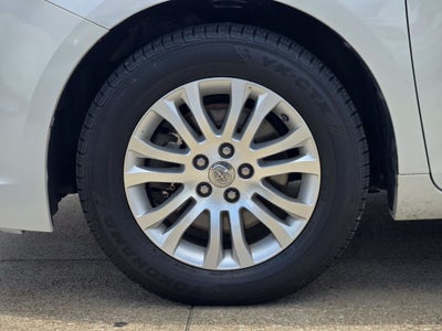 2016 Toyota Sienna XLE 8 Passenger