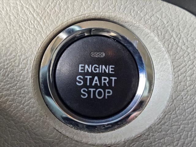 2016 Toyota Sienna XLE 8 Passenger