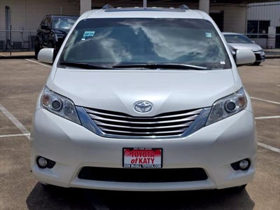 2016 Toyota Sienna XLE 8 Passenger