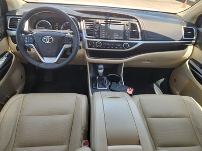 2016 Toyota Highlander Limited